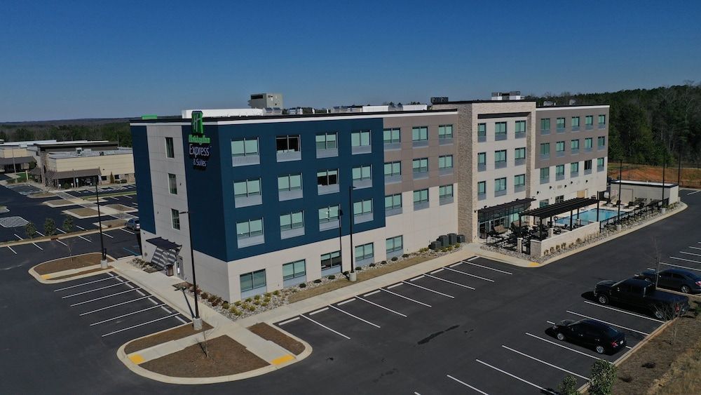Holiday Inn Express & Suites RICHBURG by IHG 1