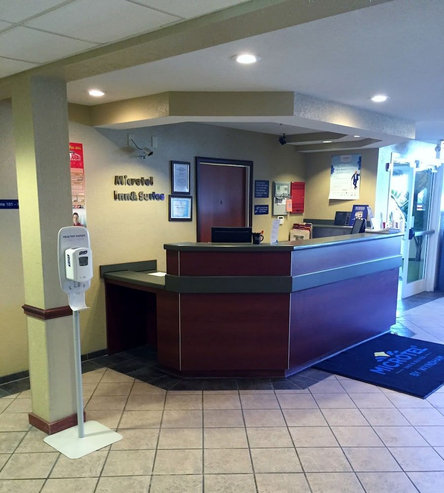 Microtel Inn & Suites Beckley East 2