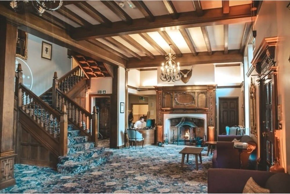 Inglewood Manor 2