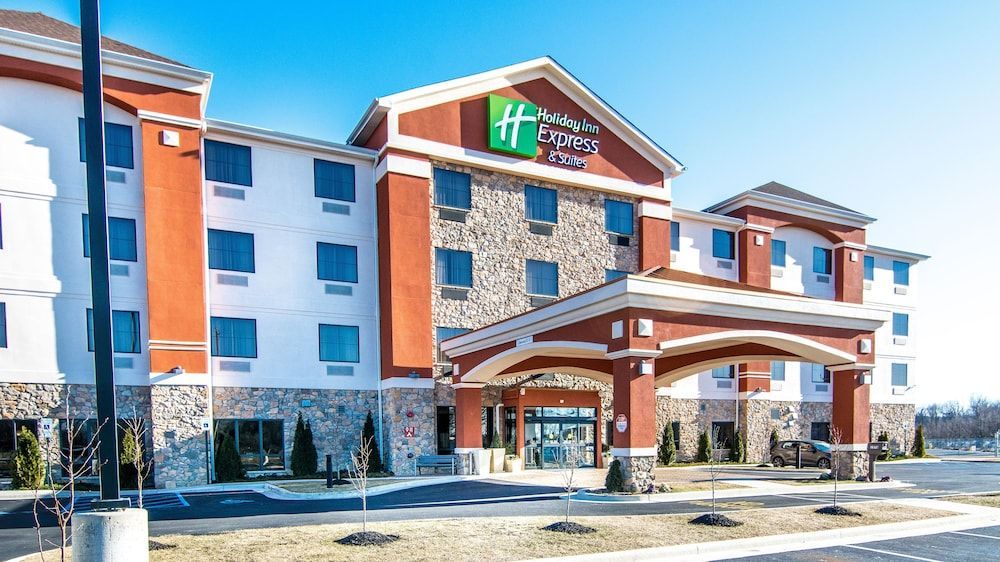 Holiday Inn Express & Suites ELKTON - UNIVERSITY AREA by IHG 1