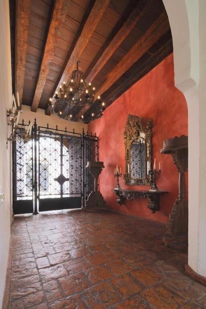 Hotel Boutique Casa Del Arzobispado 2