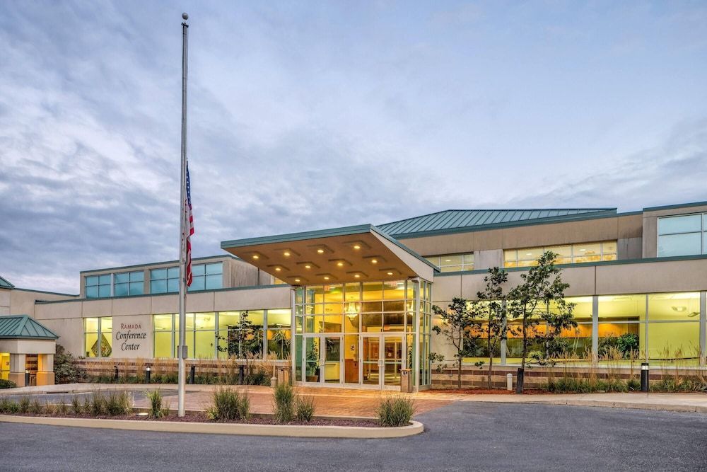 Ramada by Wyndham State College Hotel & Conference Center 1