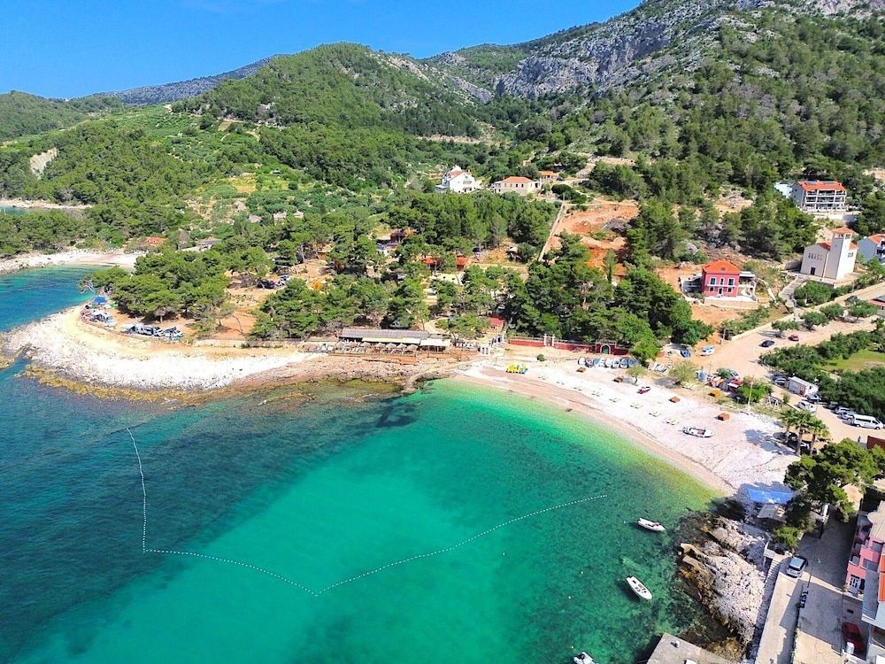 Island Hvar Seaside Villa Levanda with Beach, Pool & Seaview 2