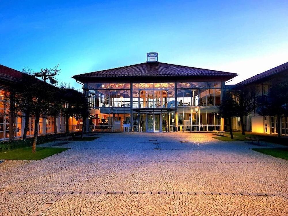 Sportschule Oberhaching 1