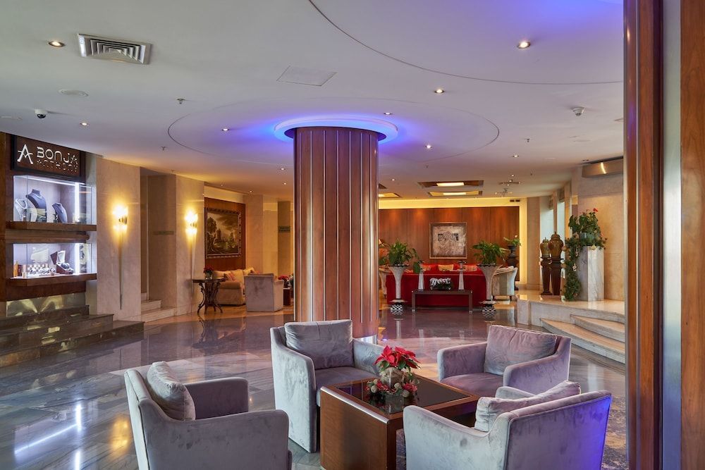 Coral Beach Hotel And Resort Beirut 2
