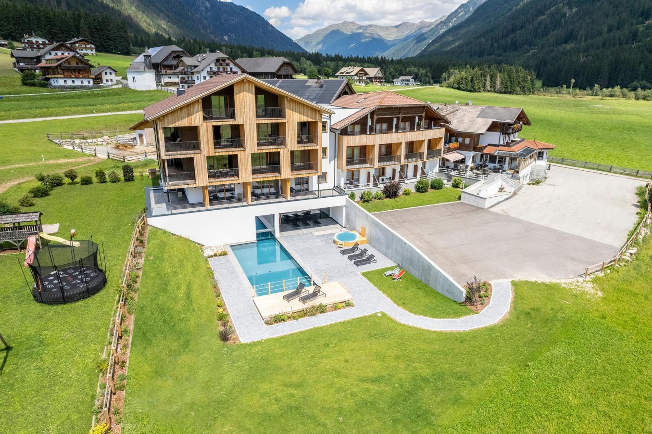 Hotel Tyrol 1