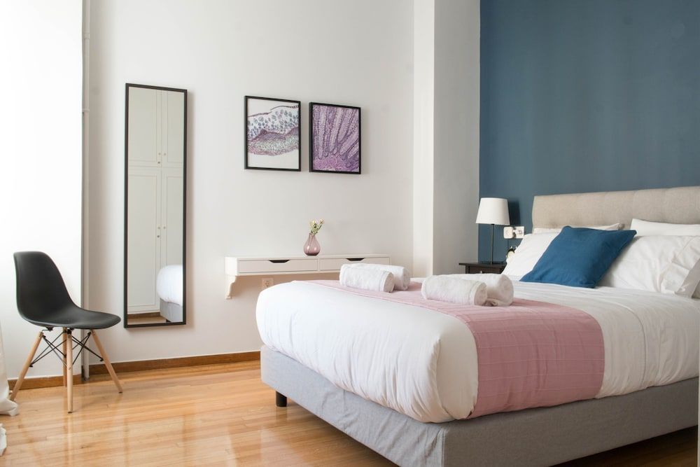 Chic and Cosy Flat in Plaka by UPSTREET 1