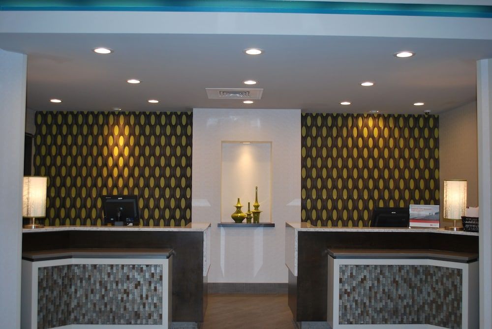 Wyndham Garden Summerville 2