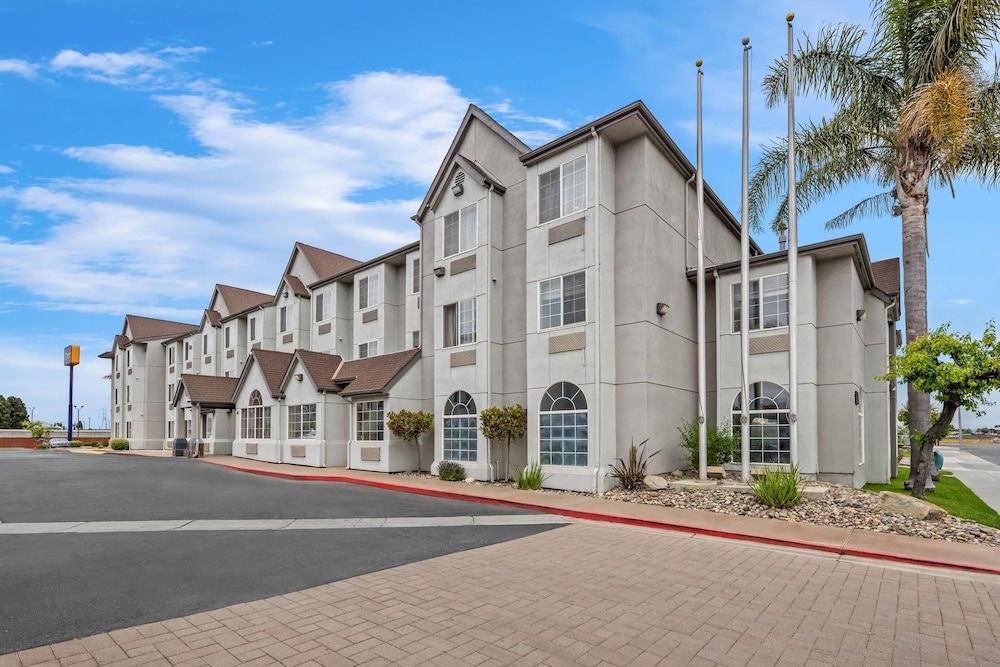 Comfort Inn & Suites Salinas City Center Area 1