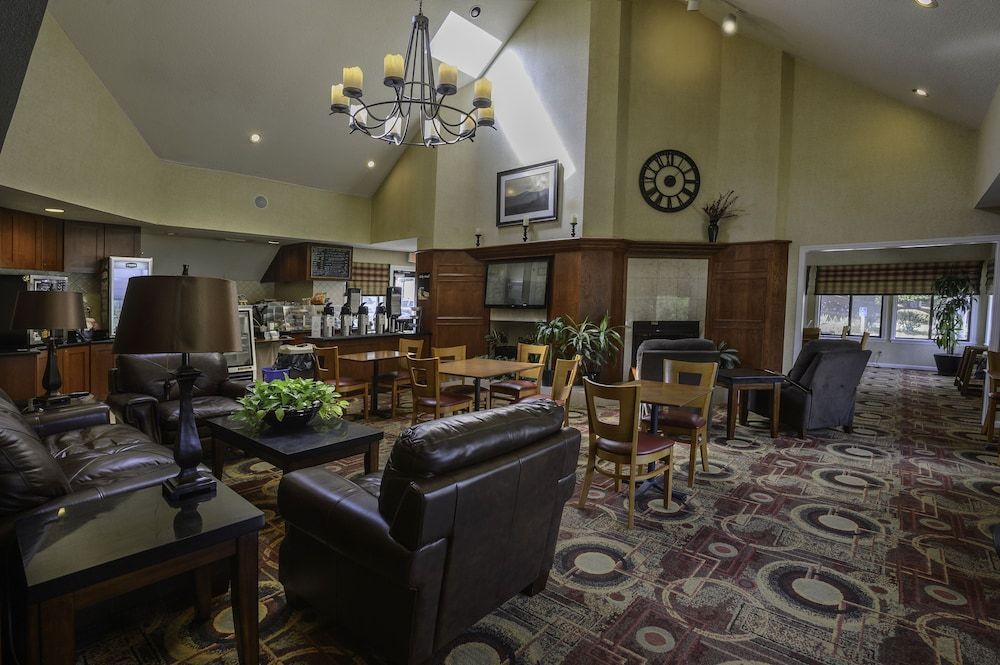 Residences at Daniel Webster 2
