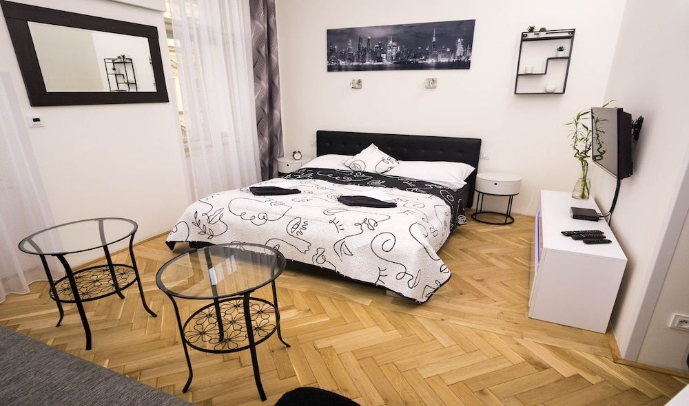 Black & White Apartment by Wenceslas Sq. 1