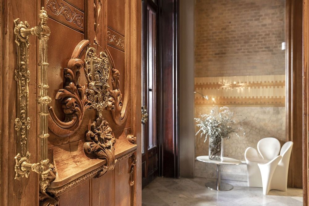 El Palauet Modernist Suites Barcelona 2