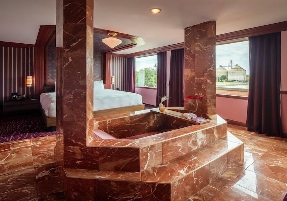 Hotel Herringbone 1