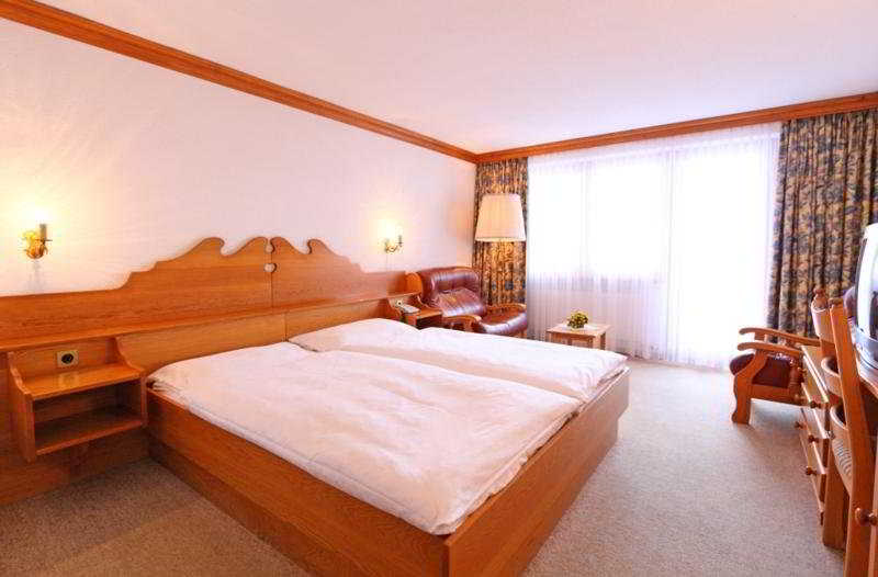 Hotel Alpenroyal 2