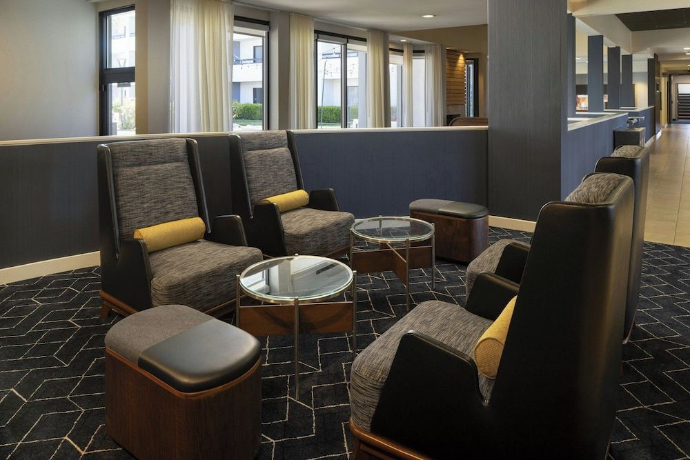 Courtyard by Marriott Fresno 2
