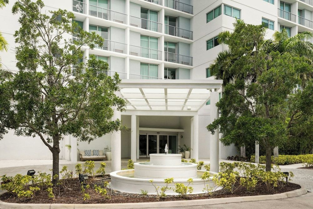 Maritime Hotel Fort Lauderdale Airport & Cruiseport 1