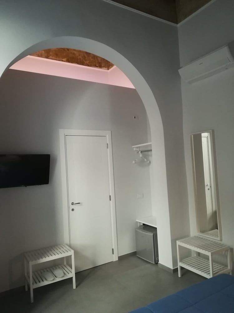 L'arco e il vico 2