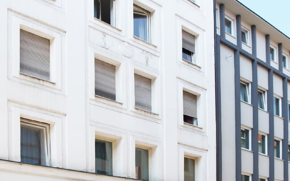 2-Rent Group Hostel Apartments SEN14 1
