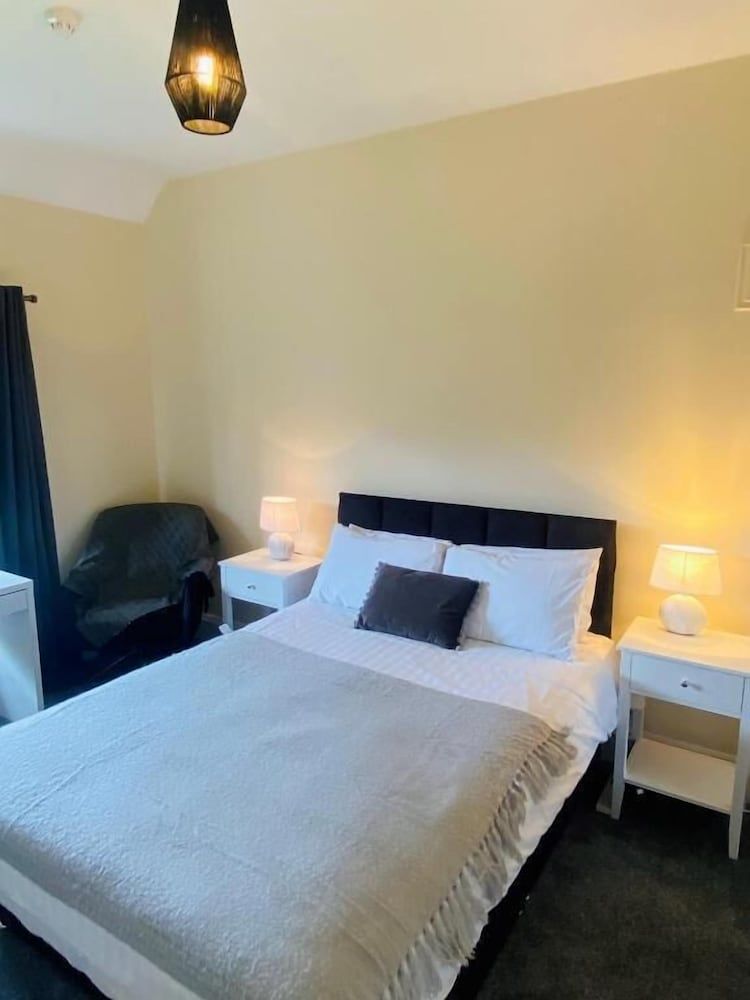 Mirfield Monastery B&B 2
