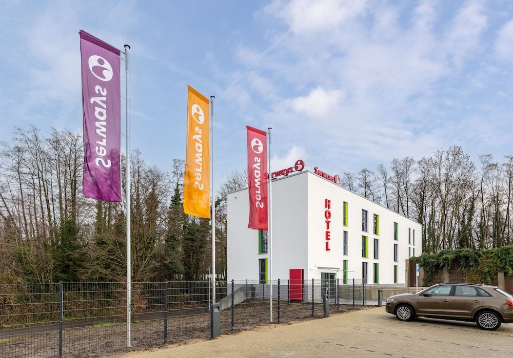 Serways Hotel Hösel 1