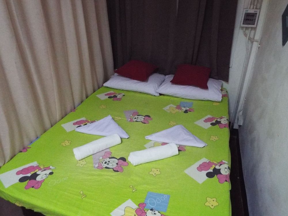 Hostel 24 1