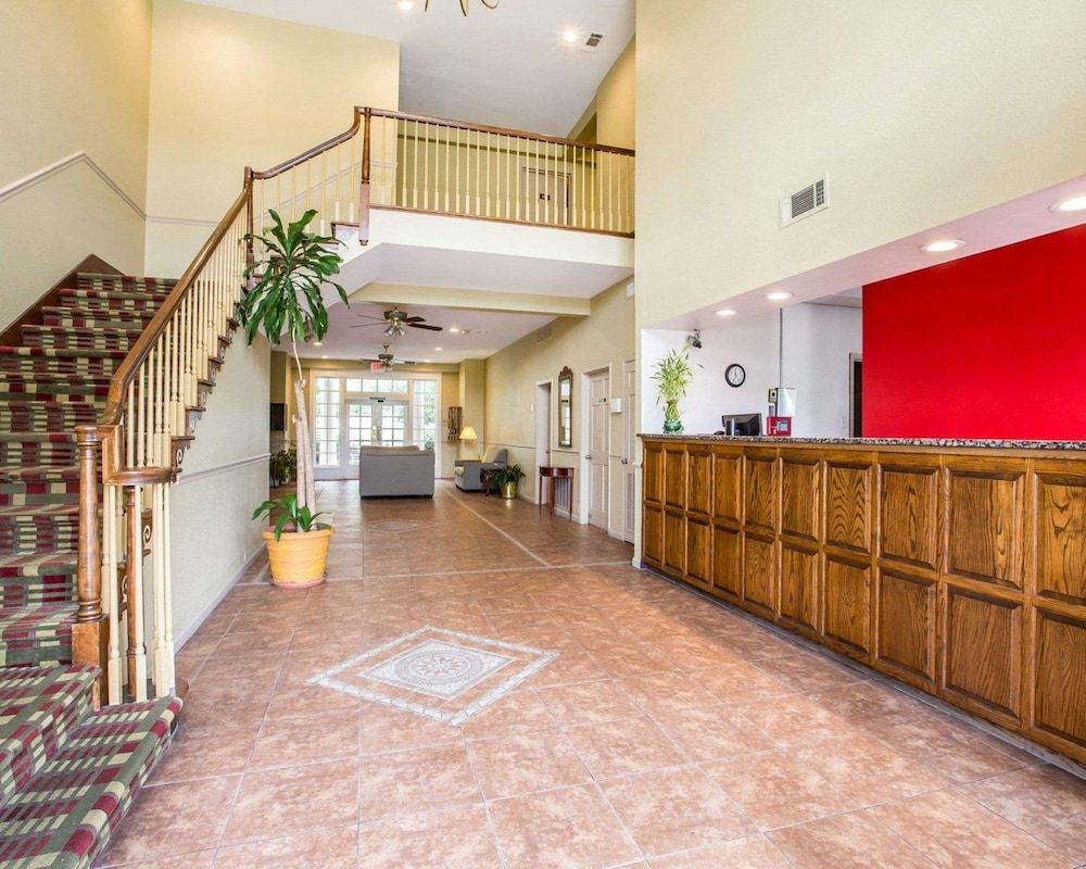 Econo Lodge Birmingham - Hoover 2