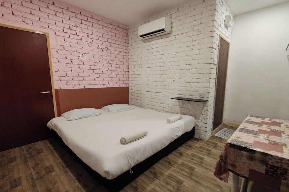 Maleeq Hotel Meru Ipoh 1