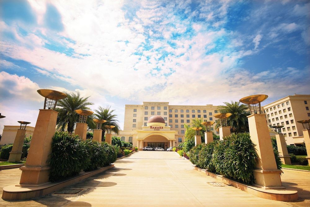 Ramada Plaza by Wyndham Lucknow 1