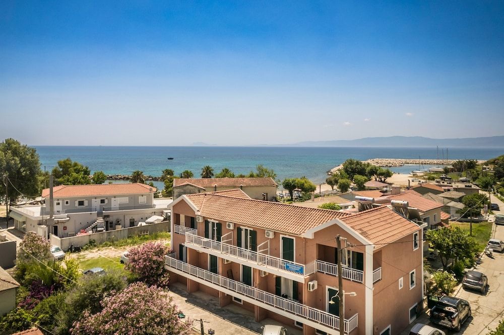 Rosilion Studios & Apartments 1
