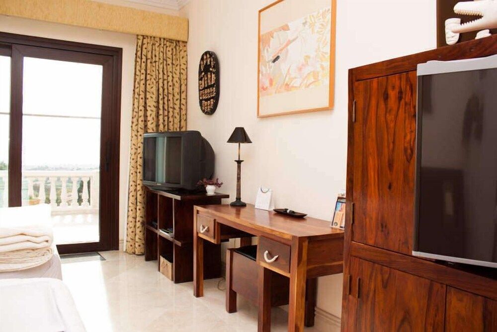 Hotel Villarocamar 2