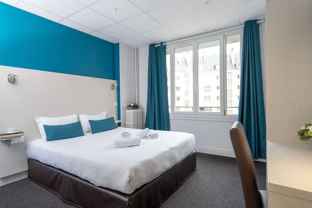 Logis Hotel Du Chateau 1