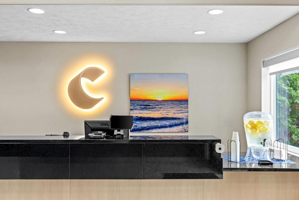 Comfort Inn Traverse City 2