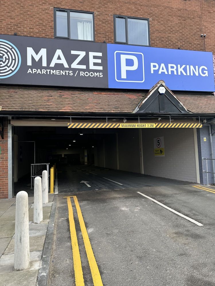 Maze apartments and rooms Free parking 1