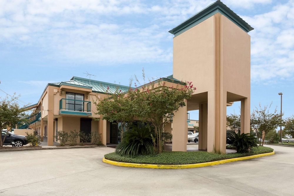 Rodeway Inn & Suites New Orleans Gentilly 1