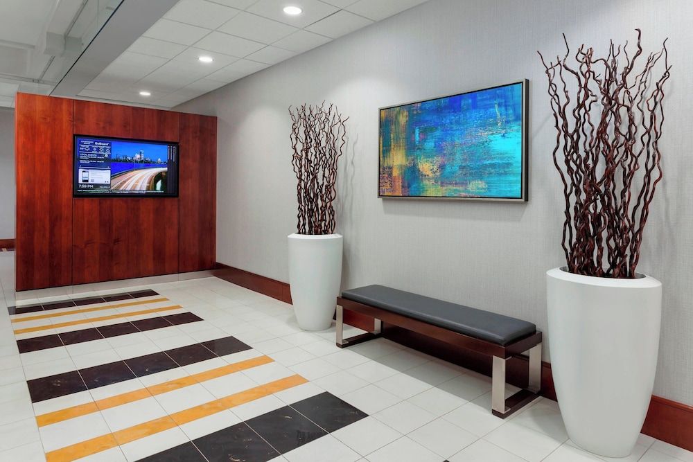 Courtyard by Marriott Boston Cambridge 2