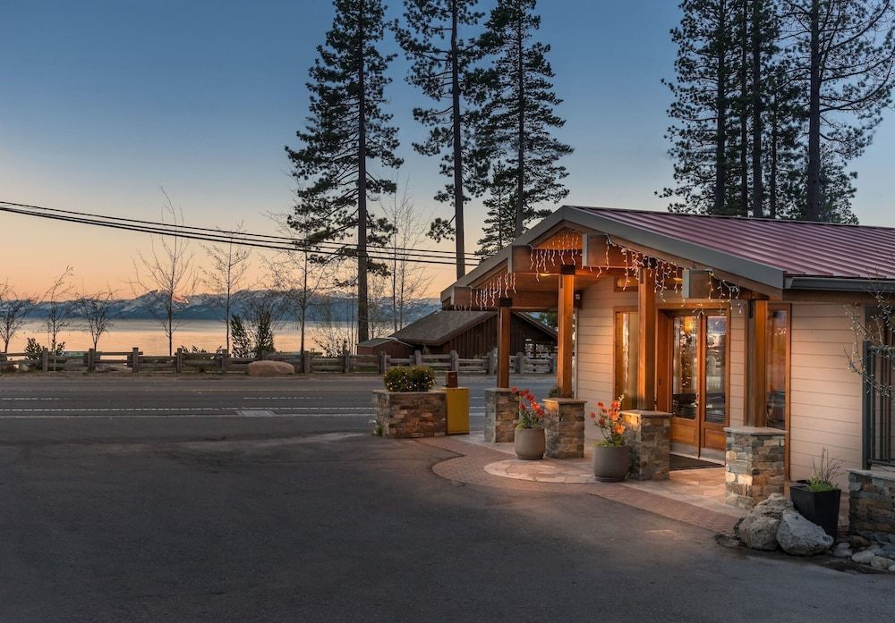 Firelite Lodge 1