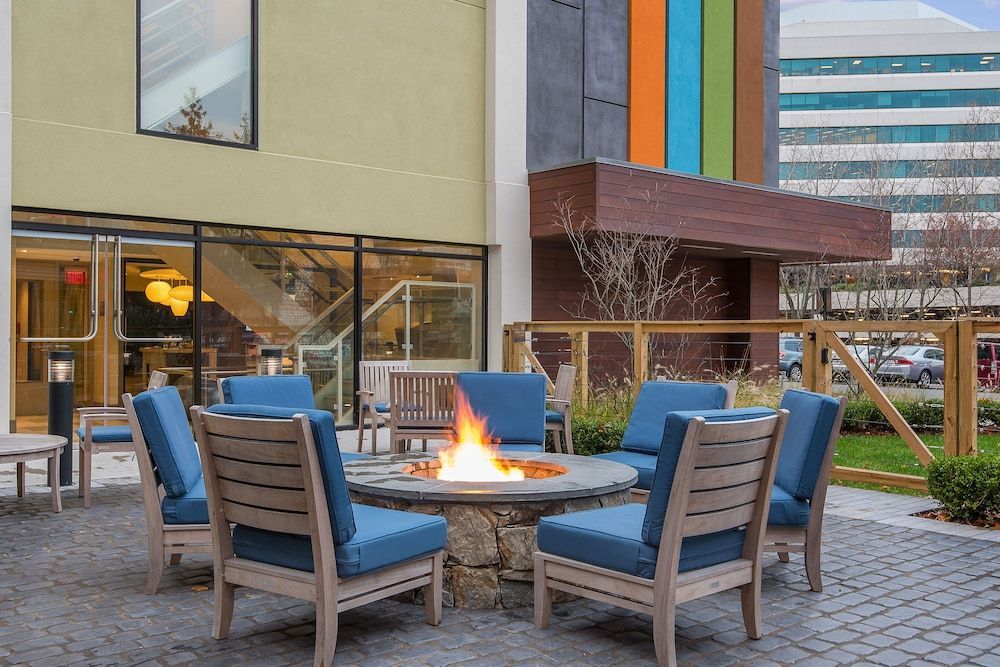 EVEN Hotel NORWALK by IHG 1