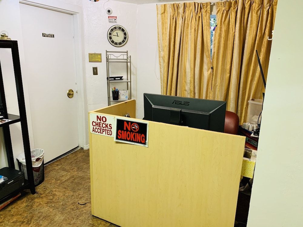 Pacheco Pass Motel 2