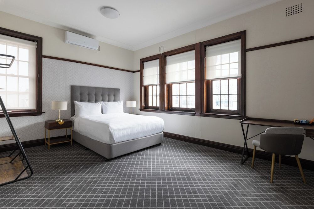 Southern Cross Hotel 1