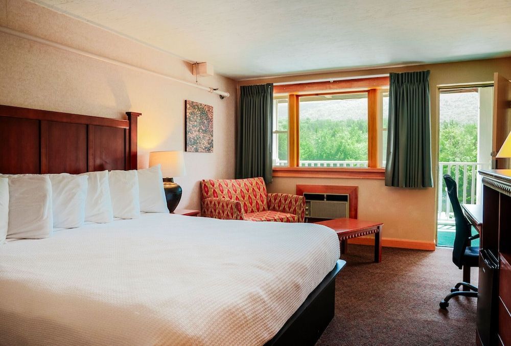 Indian Head Resort 2