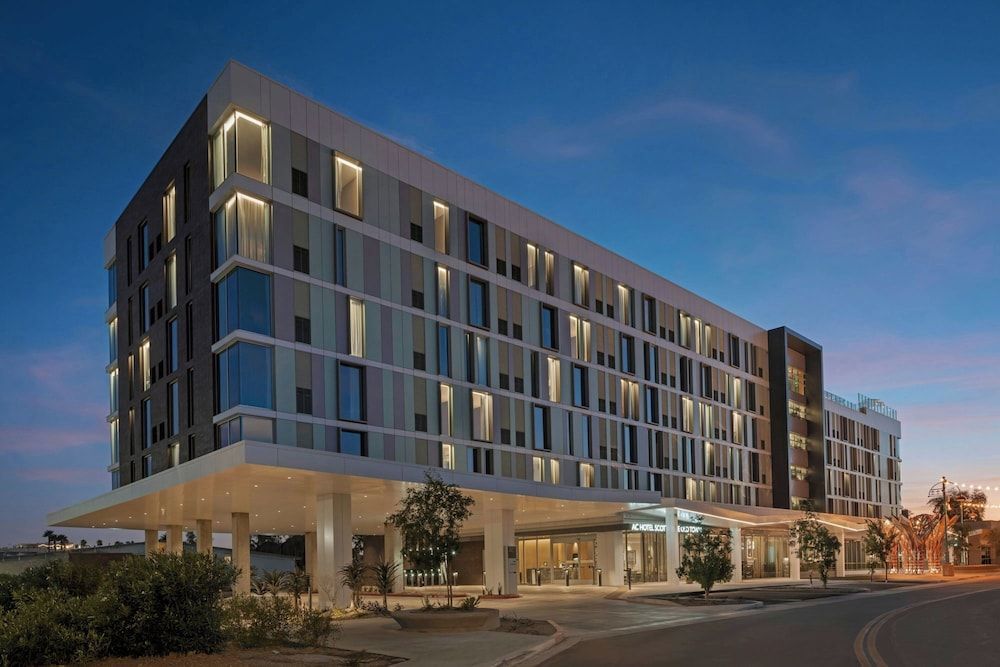AC Hotel By Marriott Scottsdale Old Town 1