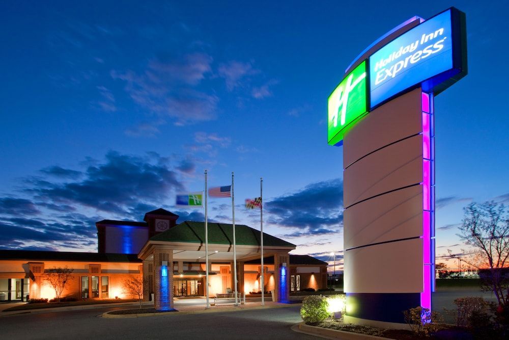 Holiday Inn Express CAMBRIDGE by IHG 1