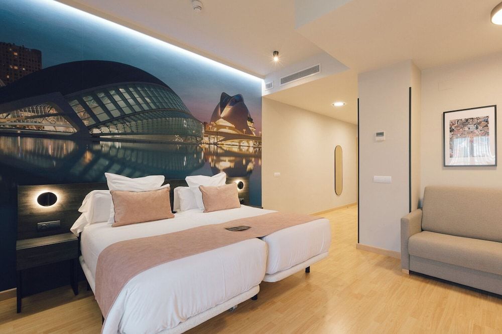Palau Suites & Apartments 1