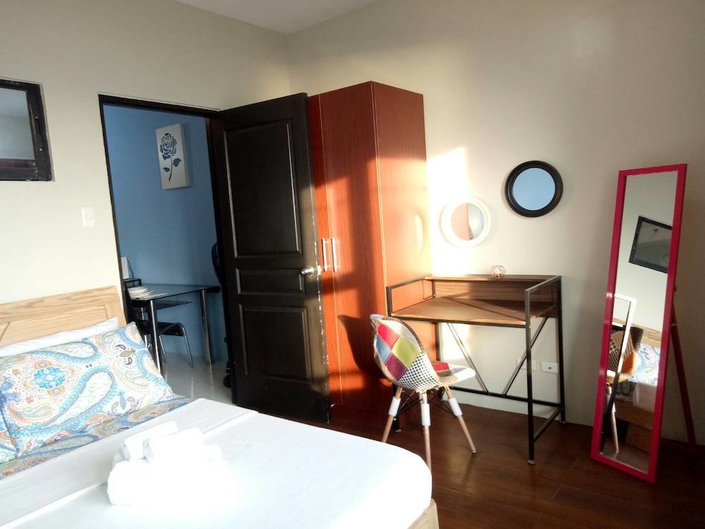 Serena's House - Manila 2