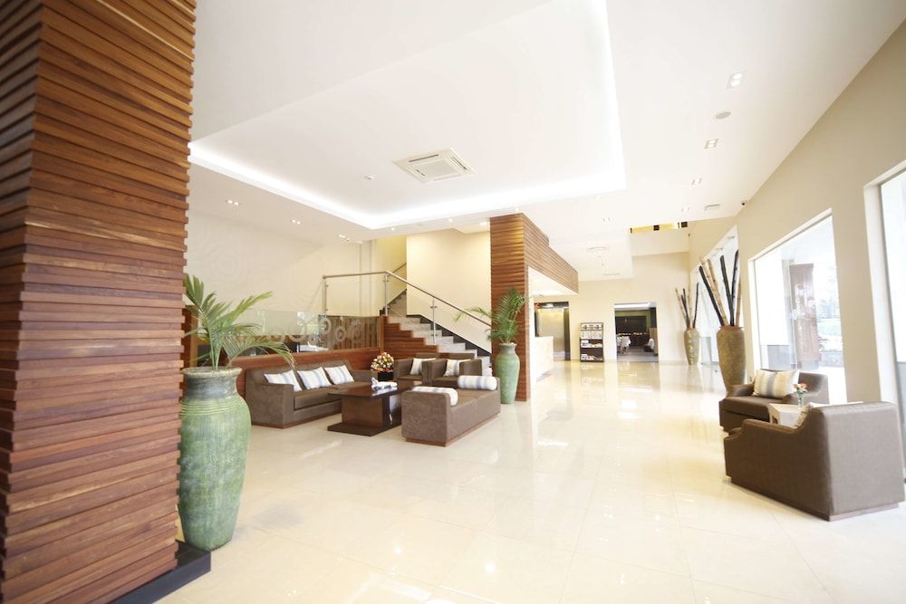 Best Western Premier Garden Hotel Entebbe 2
