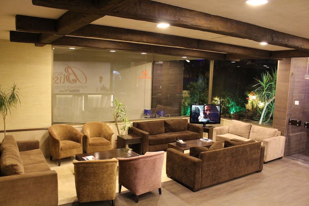 Bliss 3000 Furnished Studios 1