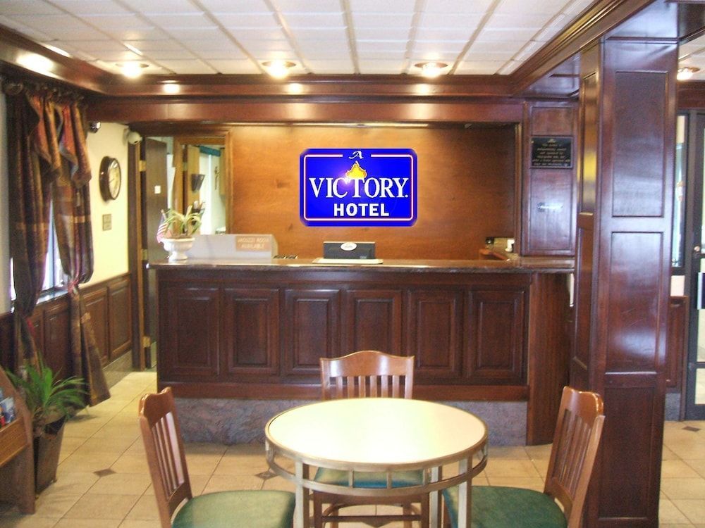A VICTORY HOTEL - SOUTHFIELD 2