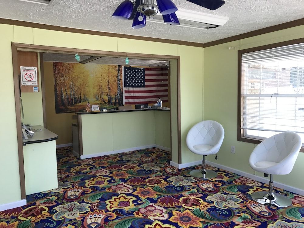 Heritage Inn Mahomet 2