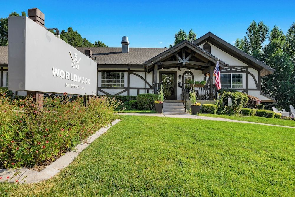 WorldMark Midway 1
