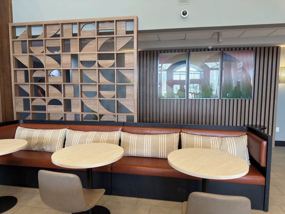 Holiday Inn MIDLAND by IHG 1